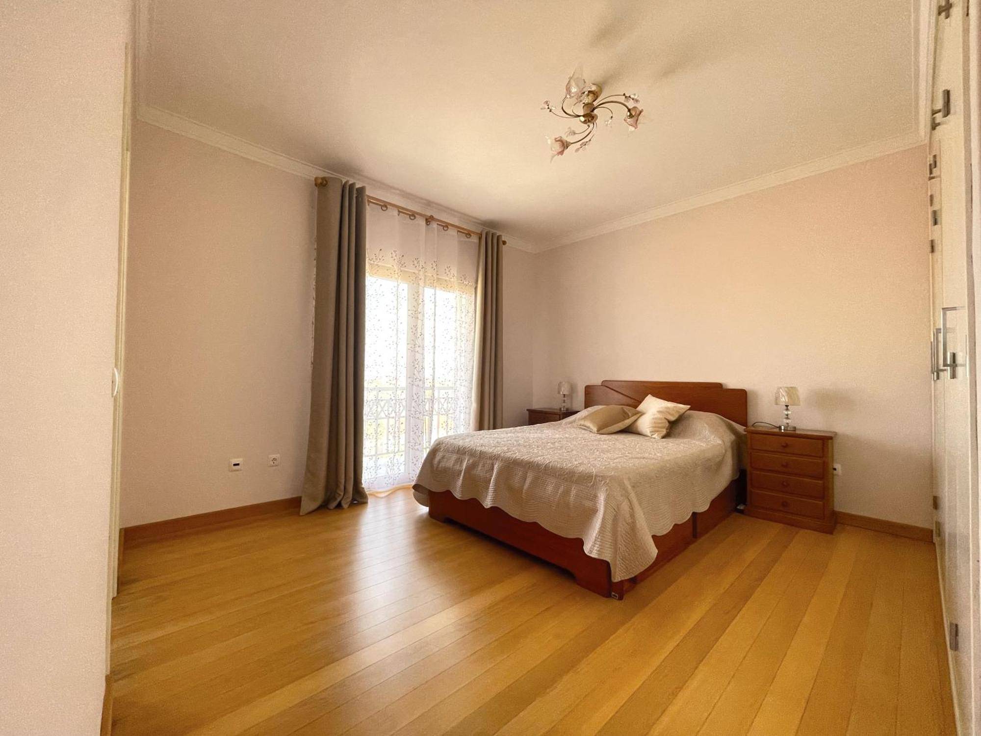 Lolik Villa Sobreda Ngoại thất bức ảnh